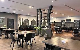Mutrah Hotel
